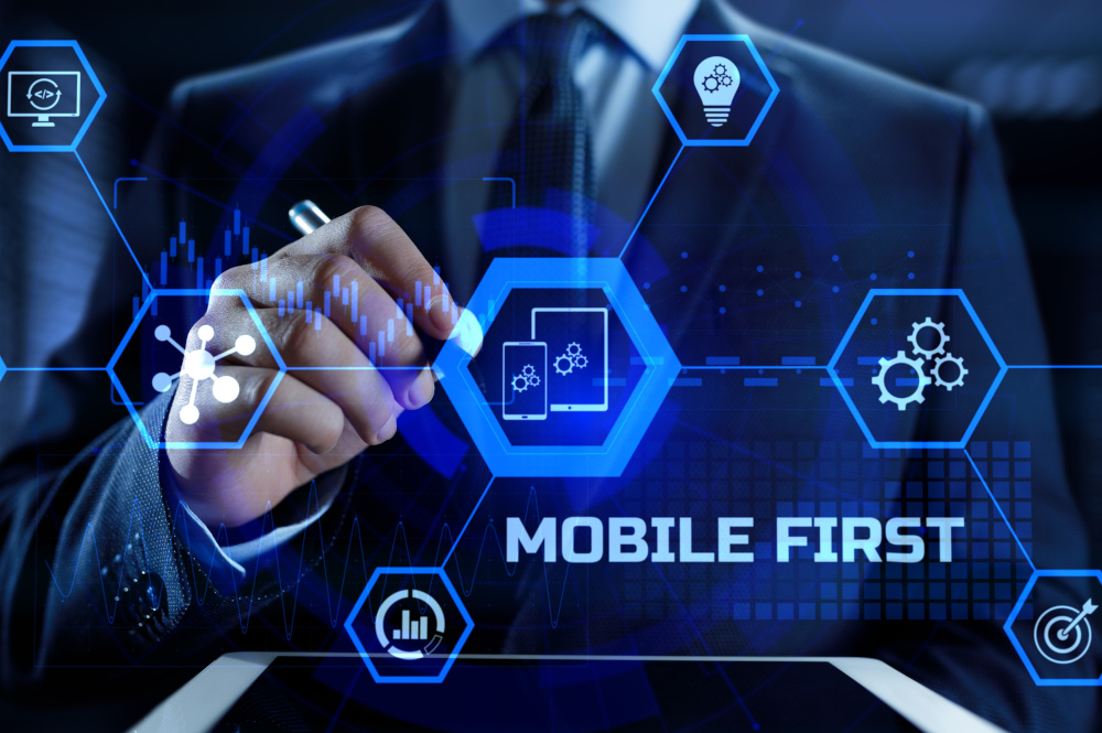 Why Should Your Nonprofit Prioritize Mobile-First Content?